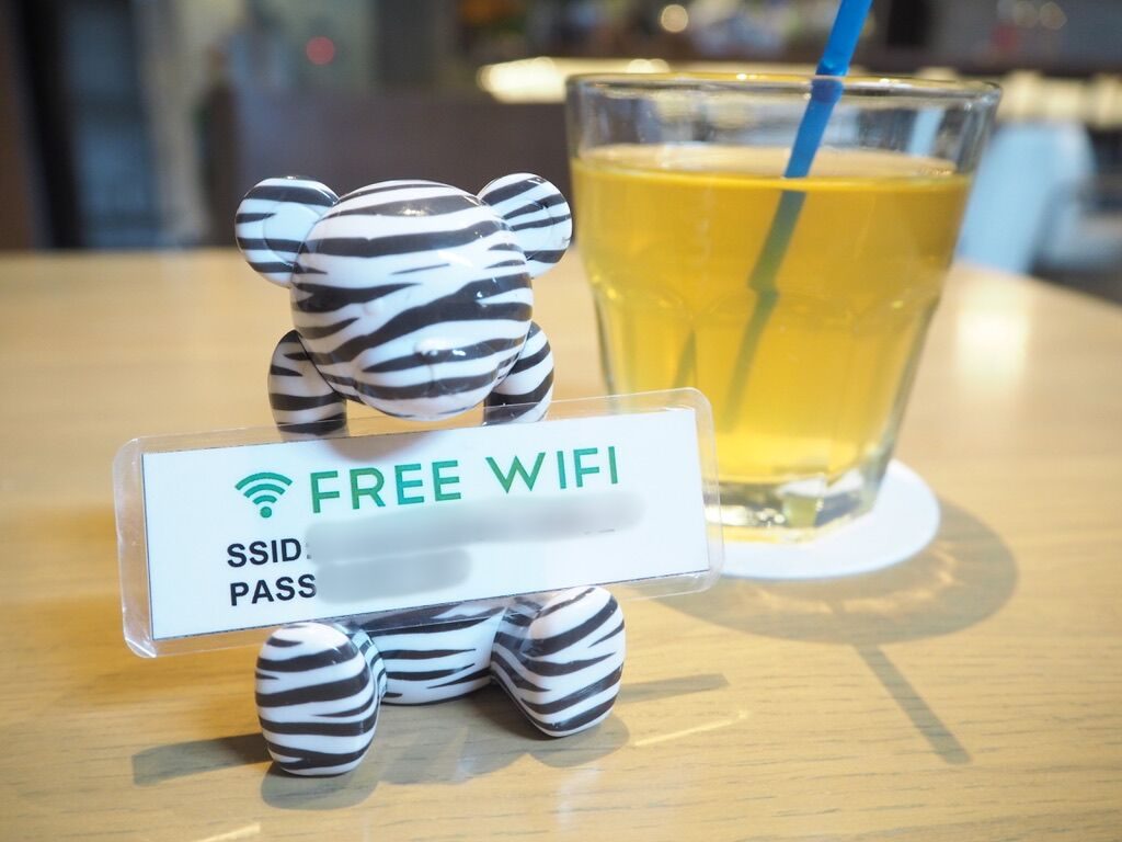 カフェ　Wi-Fi